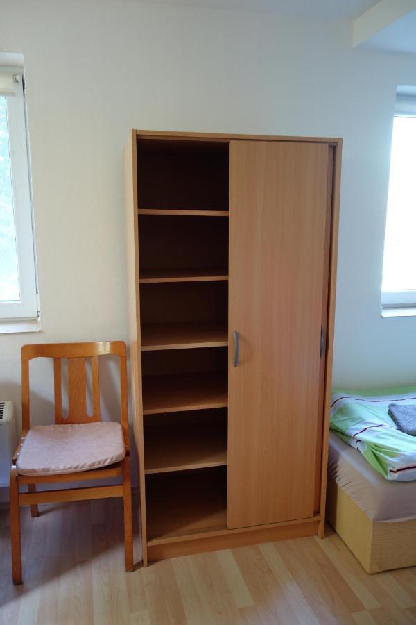Apartman Hulin, Chrastany - Bily Extérieur photo